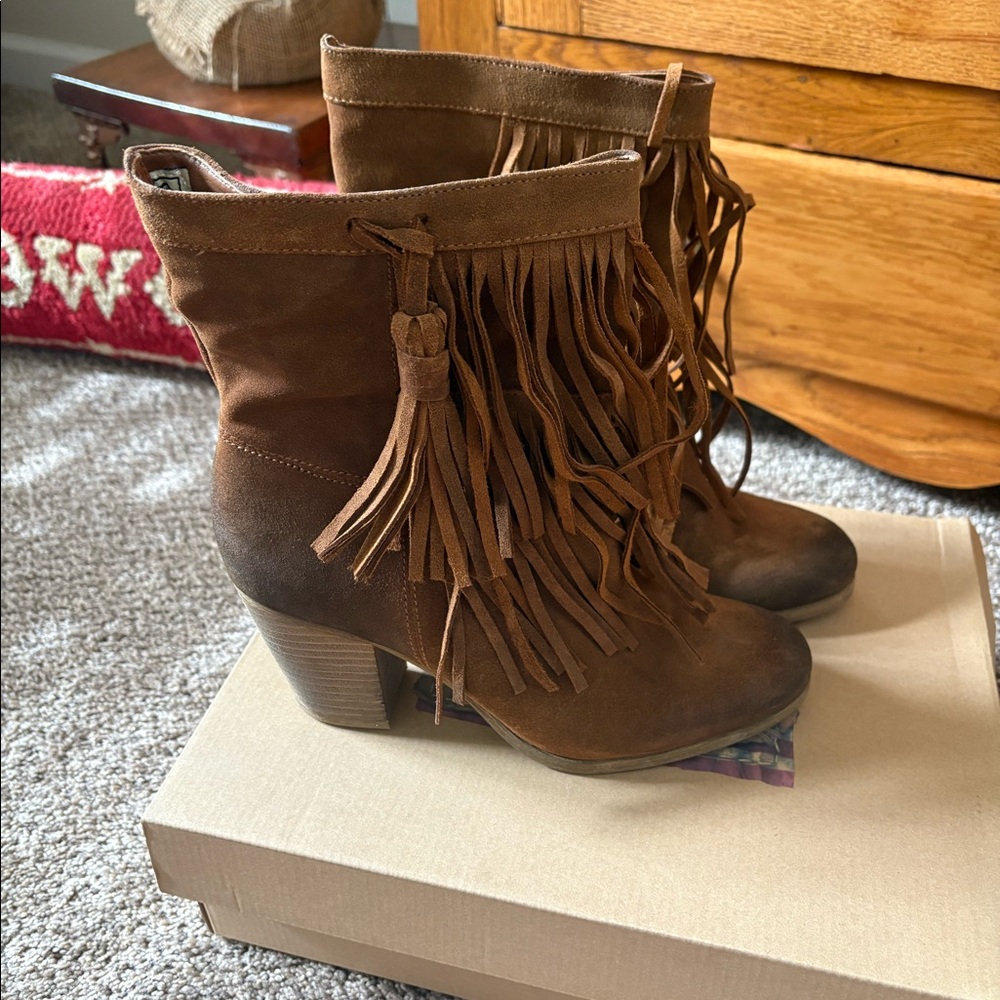 Ralph Lauren Denim & Supply brown / tan Mina suede fringe booties, women’s sz 9B